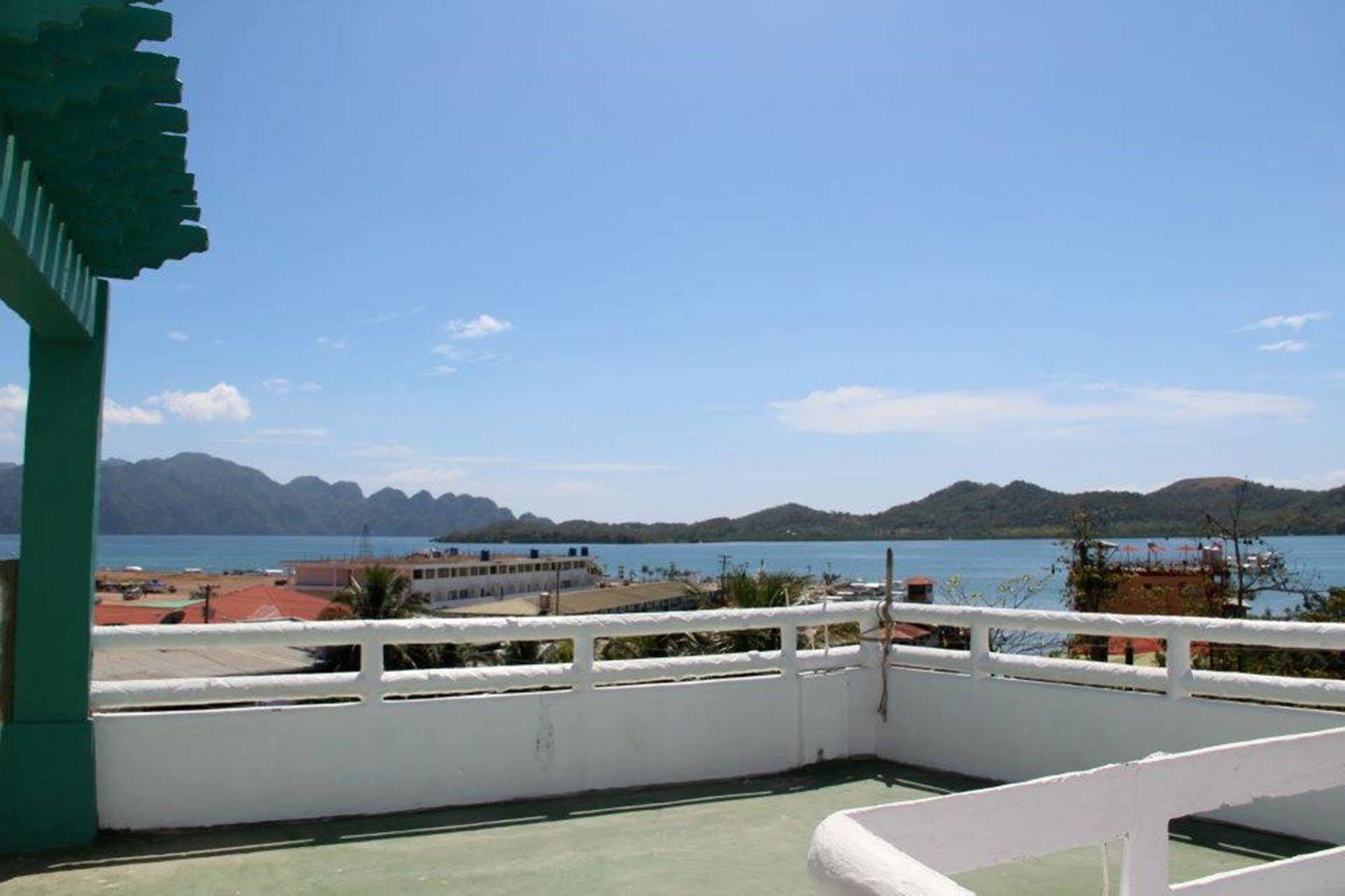 Gmg Hotel Coron Exteriér fotografie